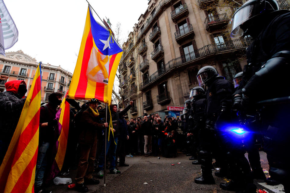 Barcelona: Bilder der Proteste gegen die Festnahme Puigdemonts