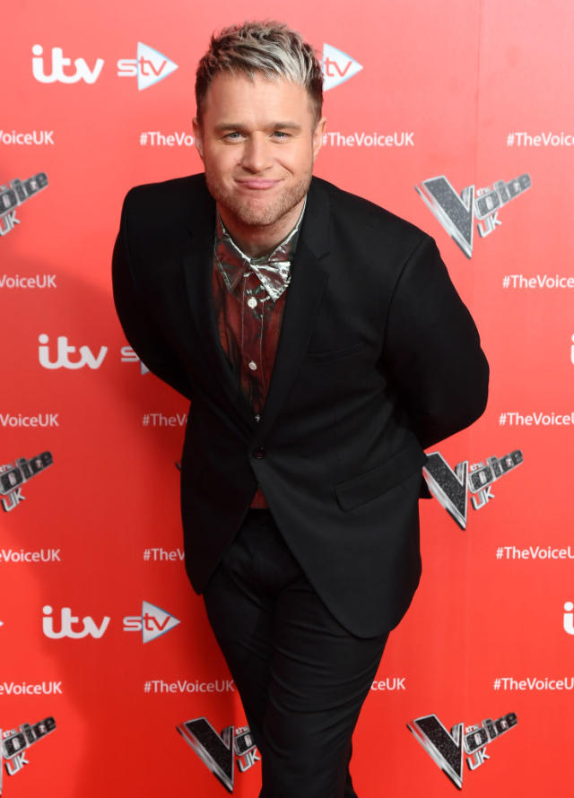 Olly Murs shares side-by-side selfie, shows off incredible body  transformation