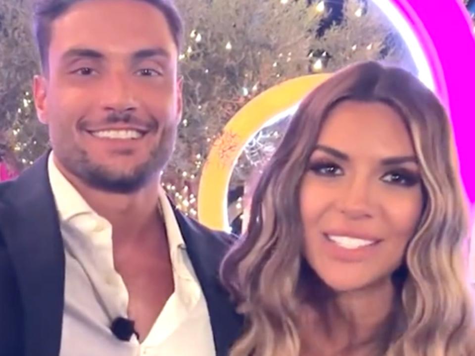 ‘Love Island’ winners Ekin-su and Davide (ITV2)