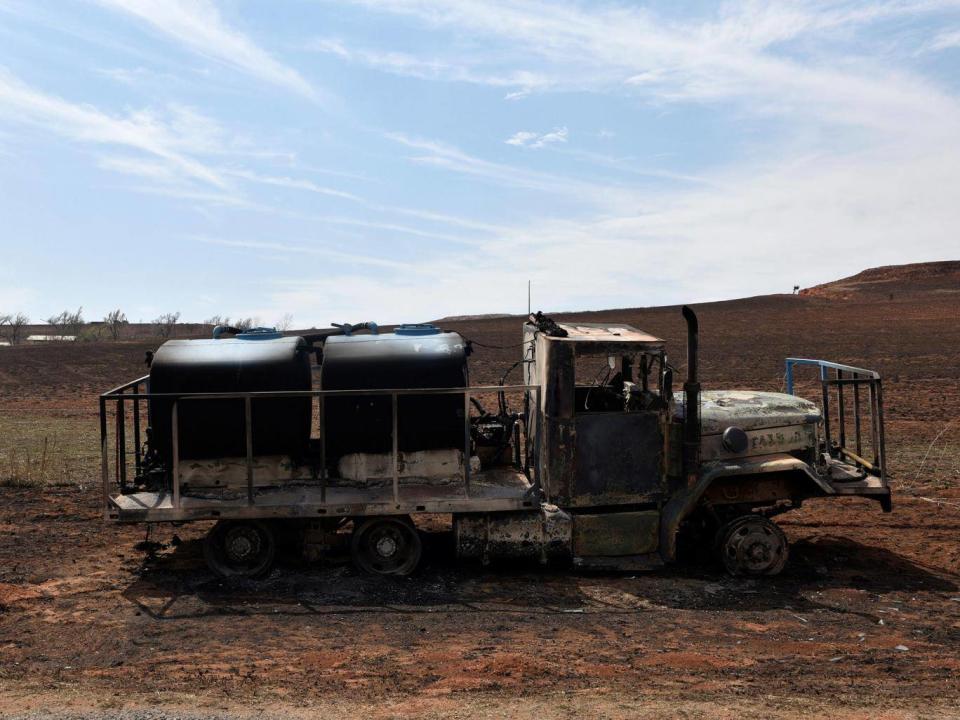 A firetruck which was destroyed by the Rhea Fire near Taloga, Oklahoma (REUTERS/Nick Oxford)