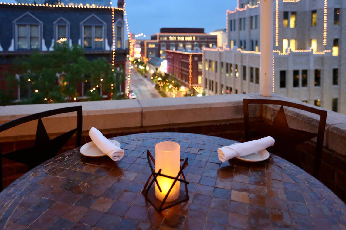 The patio at Reata overlooks Houston Street and a corner of Sundance Square.