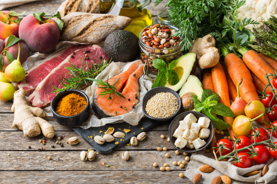 A Canadian cardiovascular expert recommends eating a Mediterranean diet to decrease your risk of heart disease. (Photo via Getty Images)