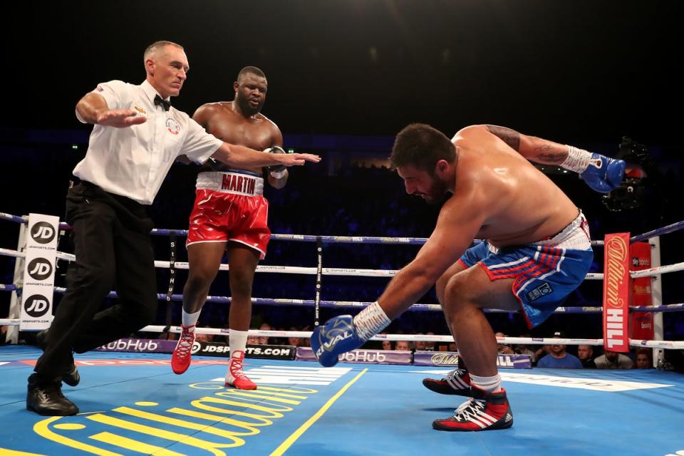 Bakole during a stoppage win against Rodney Hernandez (Getty Images)