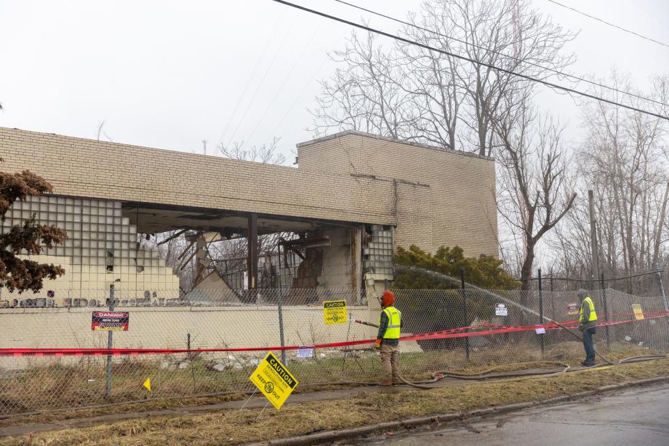 Detroit started demolition of the abandoned La Choy Factory bordering Joe Louis Greenway path on Monday, March 27, 2023.