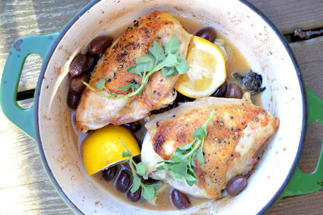 <strong>Get the <a href="http://theviewfromgreatisland.com/2012/02/minimal-monday-chicken-roasted-with-black-olives.html" target="_blank">Chicken and Olives recipe</a> from The View From The Great Island</strong>