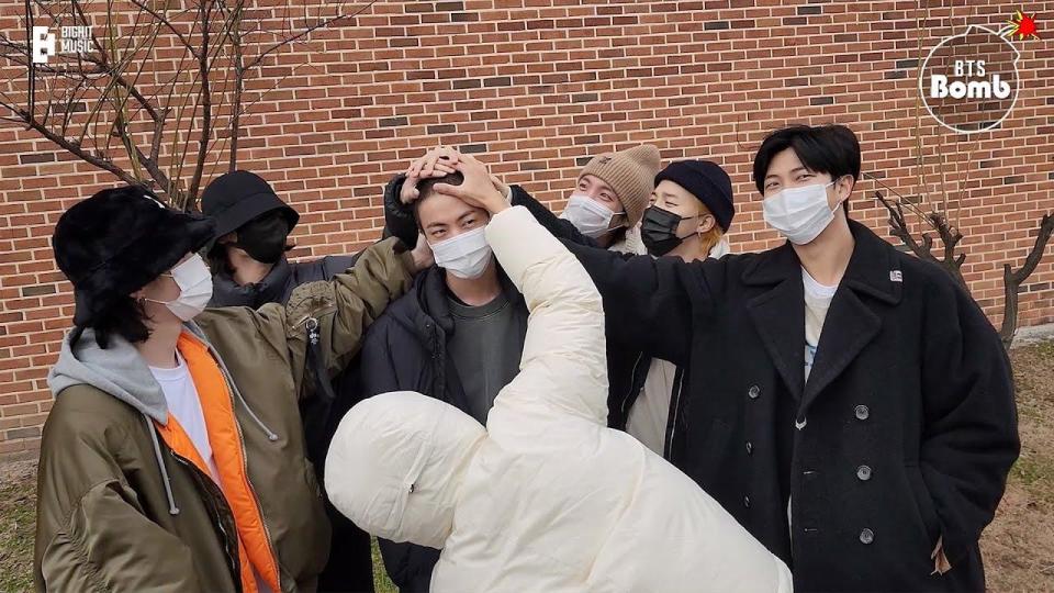 爆出Jin被打針案後，許多粉絲擔心BTS成員當兵後會不會受到騷擾。（圖／翻攝自BANGTANTV YouTube）