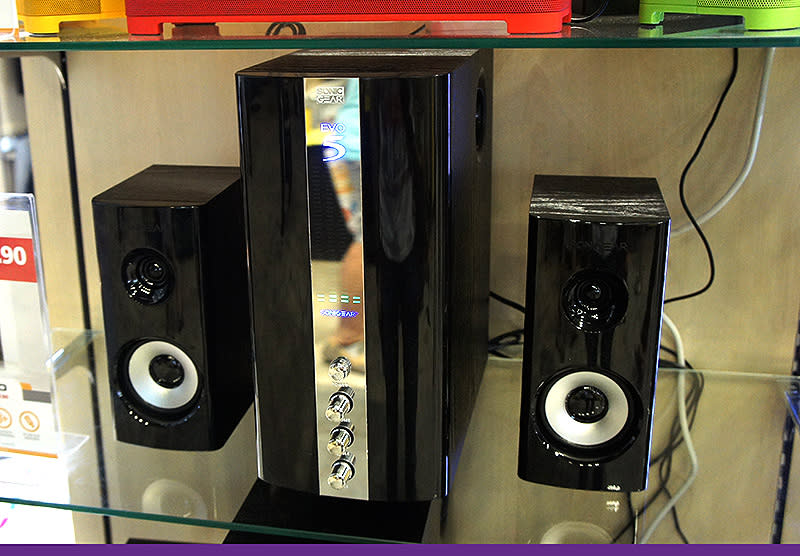 Sonicgear has got a wide selection of 2.1 speaker systems too. The Evo 5 was one of the most affordable that we spotted. It has a total rated power output of 30W RMS and offers USB and AUX playback. It is priced at $49.90.