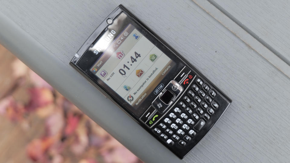 Samsung Epix placed on top of a wooden surface.