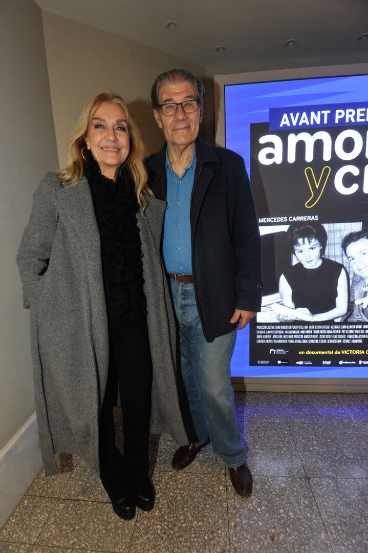 Víctor Hugo Morales junto a su esposa Beatriz de Nava