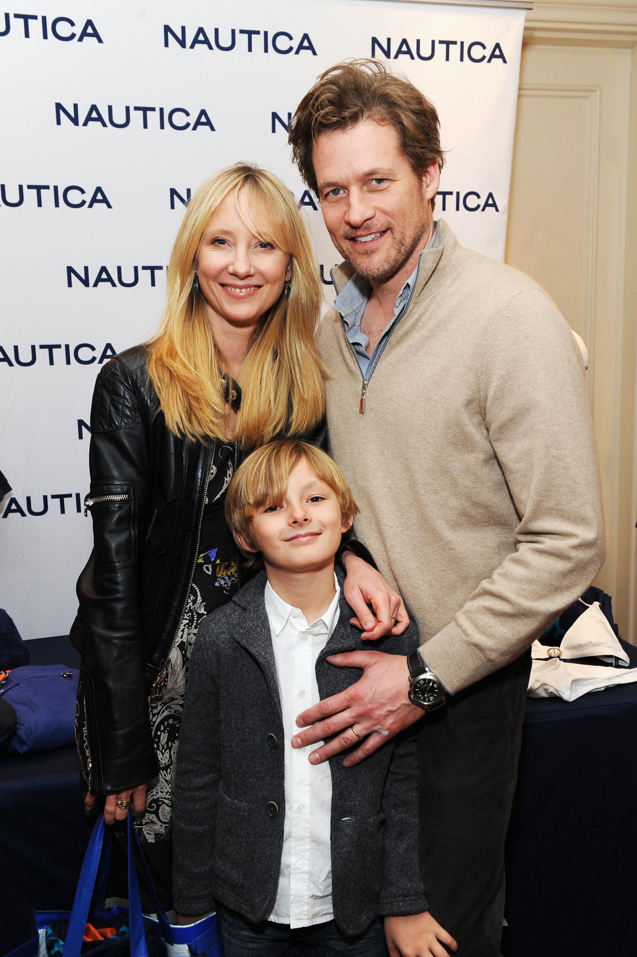 BEVERLY HILLS, CA - JANUARY 14:  (L-R) Actress Anne Heche, Homer Laffoon, and James Tupper attend the HBO Luxury Lounge Featuring L’Oreal Paris And New Era Cap - Day 1 at Four Seasons Hotel Los Angeles on January 14, 2012 in Beverly Hills, California.  (Photo by Michael Kovac/WireImage)