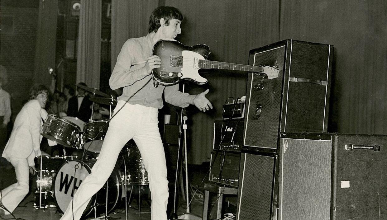  Pete Townshend smashes a Fender Telecaster onstage at the Oberrheinhalle in Offenburg, Germany on April 17, 1967. 
