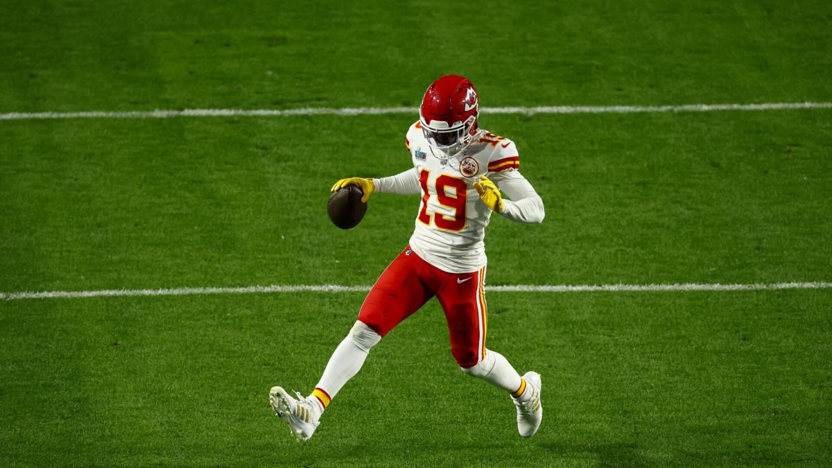 Fantasy Alert: 'Optimism' Chiefs' Kadarius Toney Will Play Week 1 amid Knee  Injury, News, Scores, Highlights, Stats, and Rumors