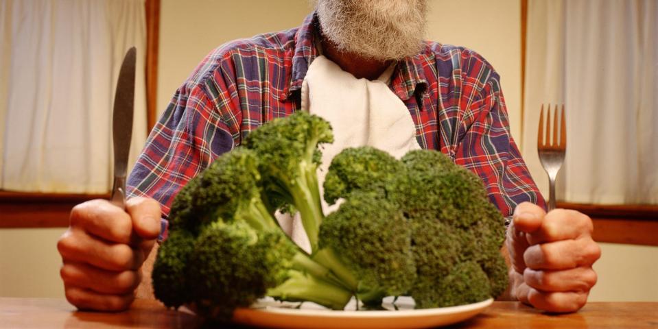 Die Rohkostdiät schnitt am schlechtesten für eine gesunde Ernährung ab, auch weil das Kochen von Lebensmitteln mehr Nährstoffe und Energie liefern kann. (Symbolbild) - Copyright: Thomas Fricke/Getty Images