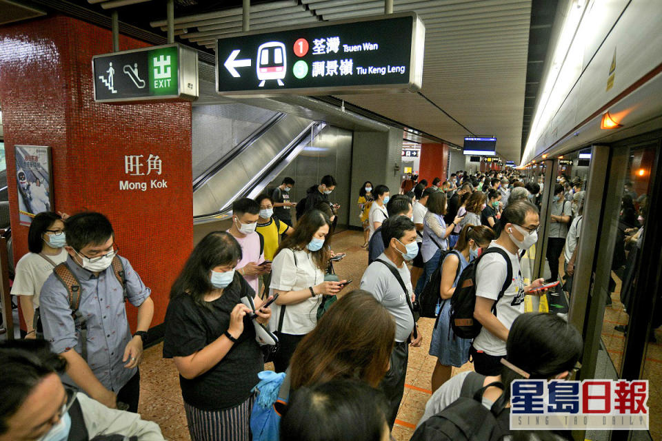 港鐵今年中秋節不提供通宵列車服務。資料圖片