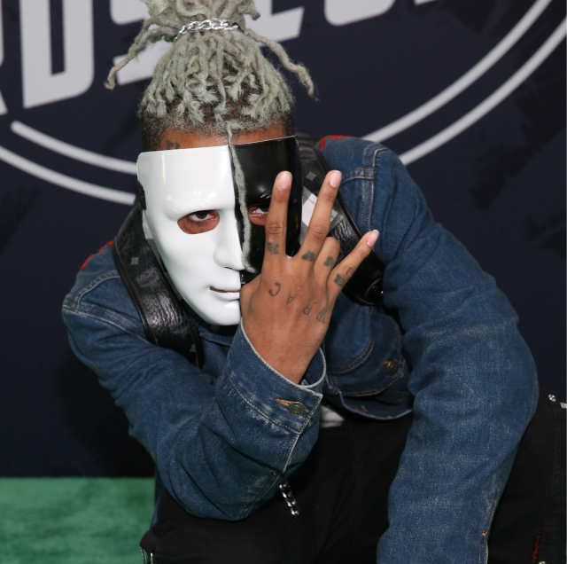 Sonbabyxxx - XXXTentacion's Mom Hit With $10,000 Bill from Hospital Where Rapper Died