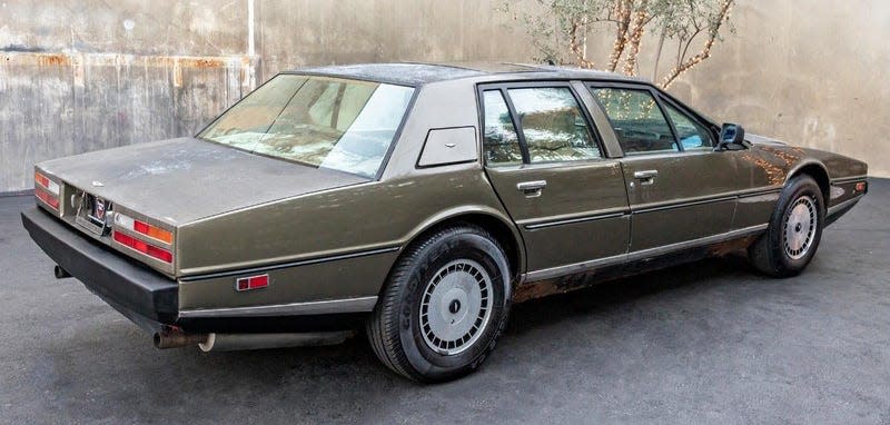 Photo: <a class="link " href="https://www.beverlyhillscarclub.com/1985-aston-martin-lagonda-c-16211.htm" rel="nofollow noopener" target="_blank" data-ylk="slk:Beverly Hills Car Club;elm:context_link;itc:0;sec:content-canvas">Beverly Hills Car Club</a>