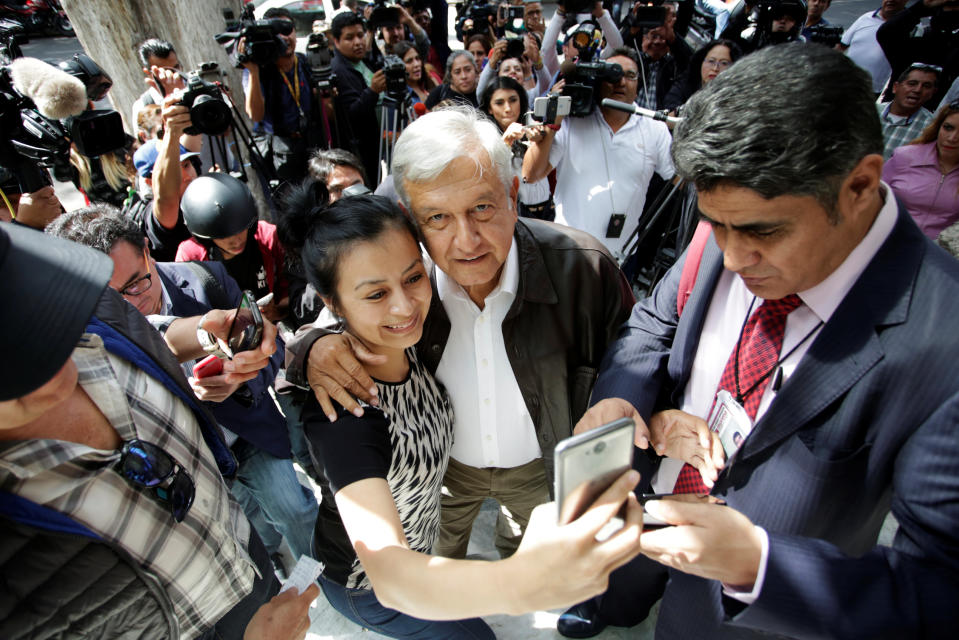 Casa de AMLO, el nuevo punto de peregrinación en México