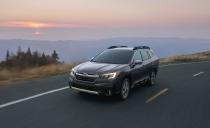 VIew 2020 Subaru Outback Photos