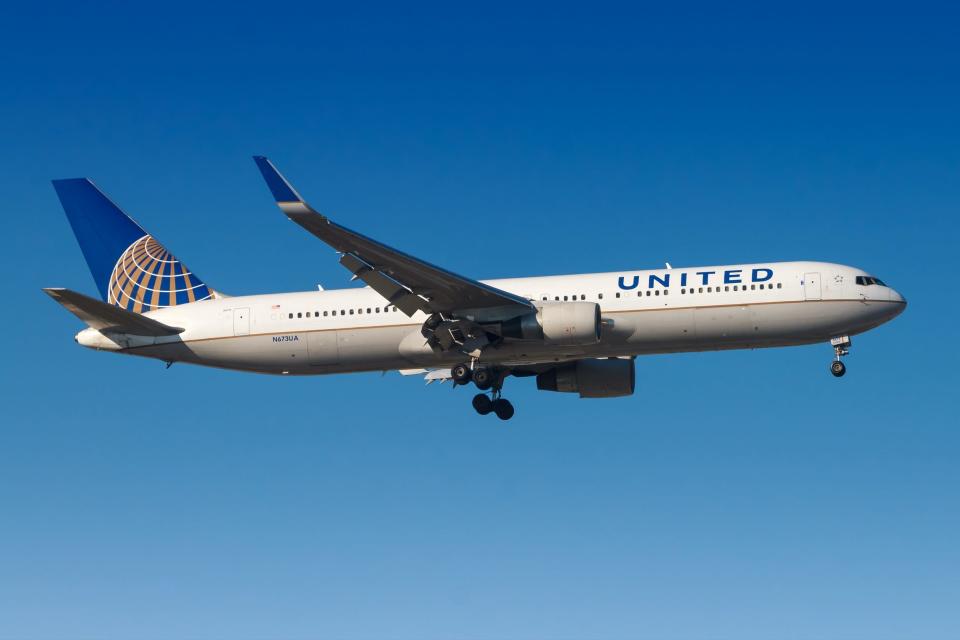 United Airlines Boeing 767-300ER