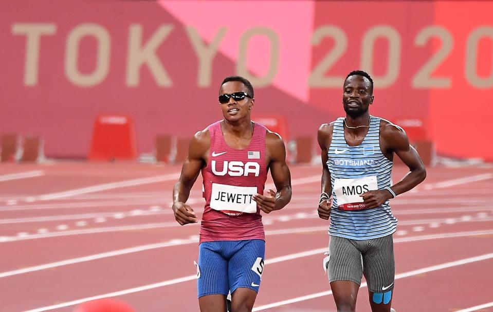 USA's Isaiah Jewett, Botswana's Nijel Amos