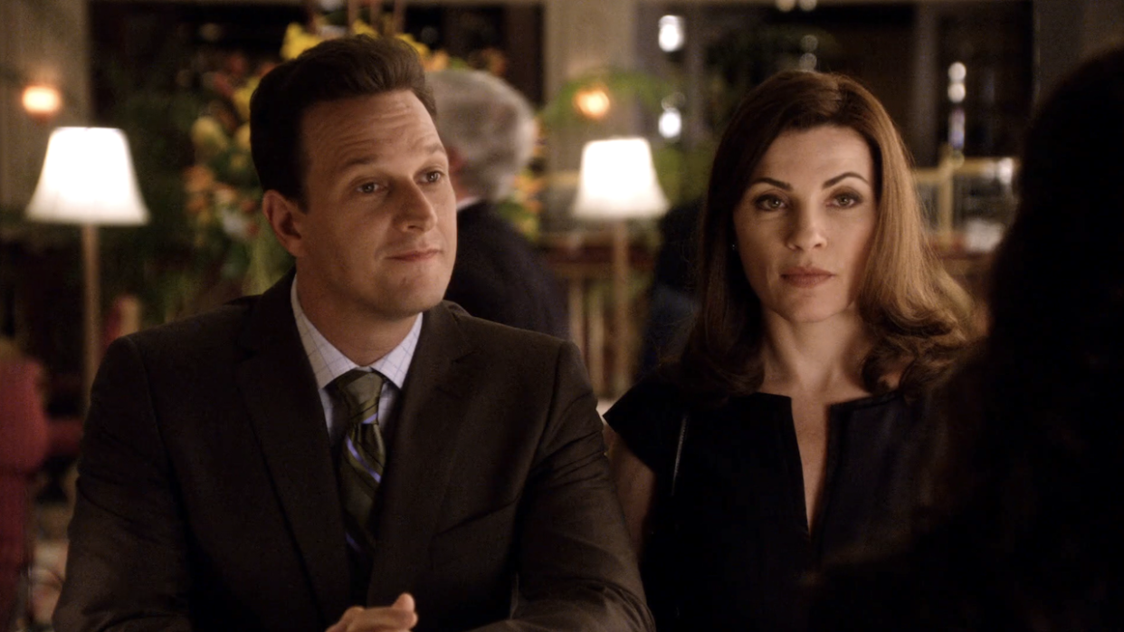  Josh Charles as Will Gardner and Julianna Margulies as Alicia Florrick on The Good Wife. 