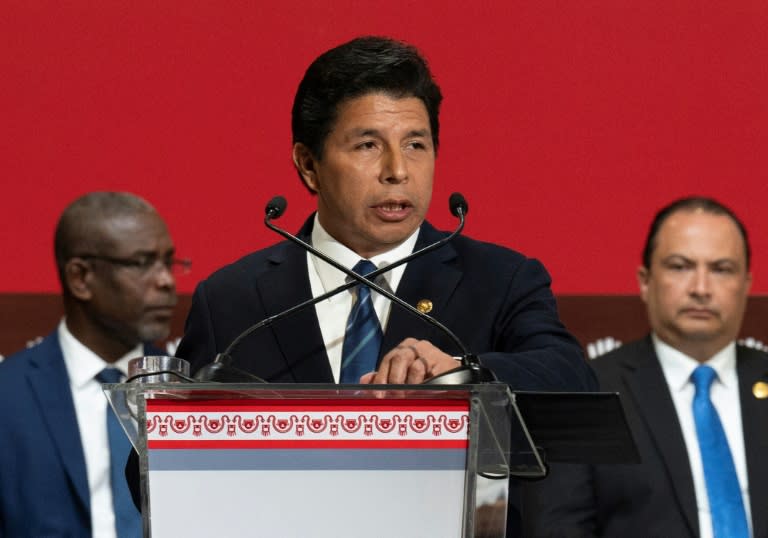 El expresidente de Perú Pedro Castillo en un discurso en la 52ª Asamblea General de la OEA en Lima, el 5 de octubre de 2022 (Cris BOURONCLE)