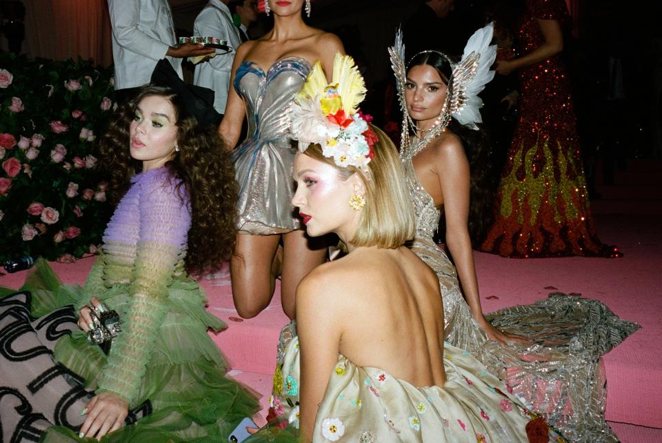 Daniel Arnold’s Spontaneous Snapshots of the Scene at the 2019 Met Gala