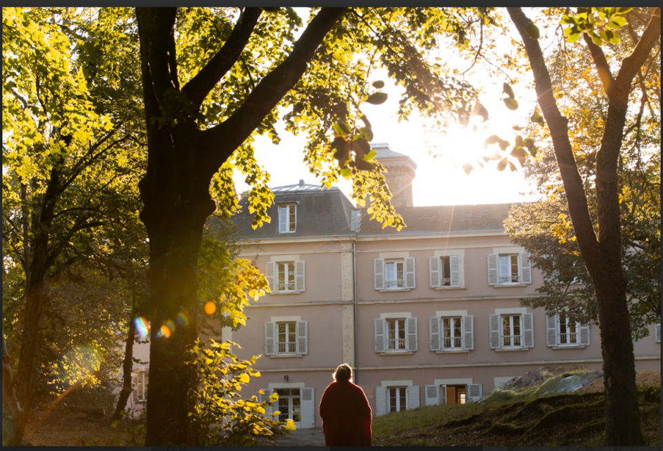 Hridaya Yoga’s retreats take place at a French château (Hridaya Yoga)