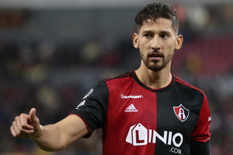 GUADALAJARA, MEXICO - JANUARY 11: Omar Gonzalez of Atlas looks on during the 2nd round match between Atlas and America as part of the Torneo Clausura 2019 Liga MX at Jalisco Stadium on January 11, 2019 in Guadalajara, Mexico. (Photo by Alfredo Moya/Jam Media/Getty Images)