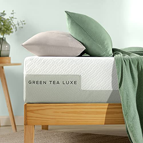 Zinus Green Tea Luxe Mattress (Amazon / Amazon)