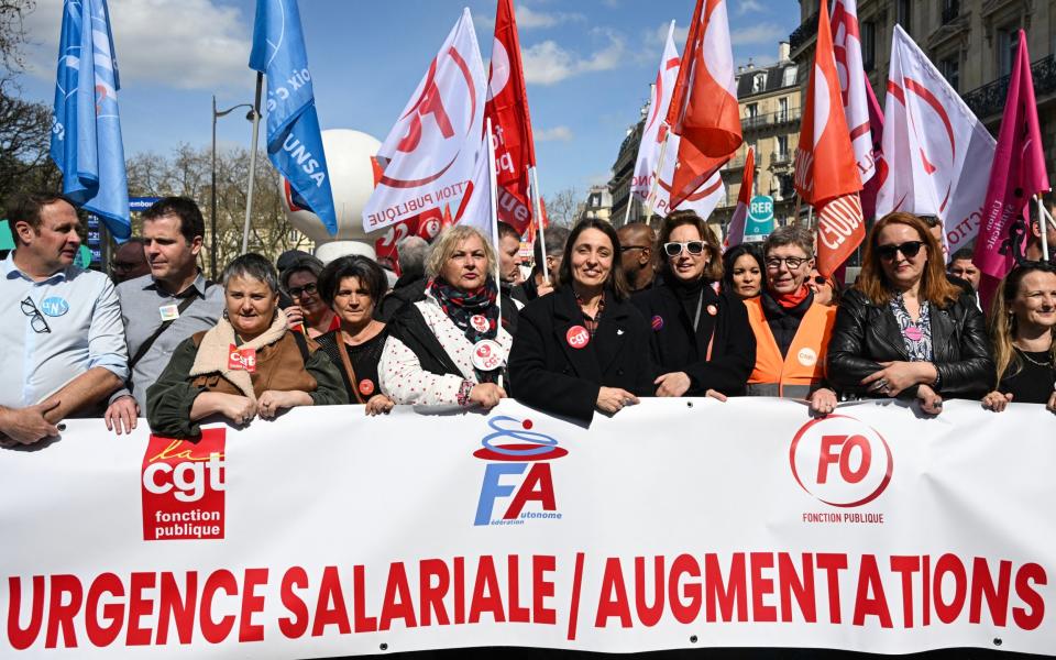 The General Confederation of Labour said thousands of state workers were ready to walk out