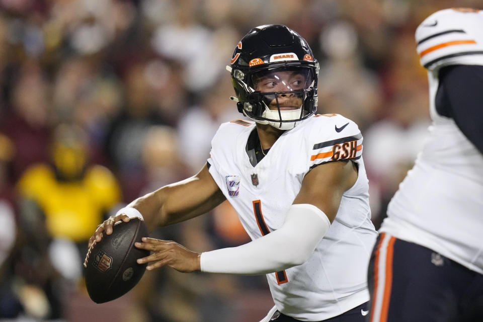 Chicago Bears quarterback Justin Fields (1) has had two good games in a row. (AP Photo/Alex Brandon)