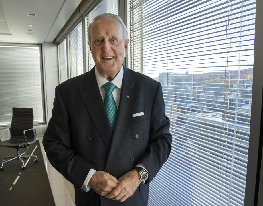 Former prime minister Brian Mulroney poses for a photo after an interview in Montreal, Tuesday, October 25, 2022. Former prime minister Brian Mulroney is dead at 84. His family announced late Thursday that the former Tory leader died peacefully, surrounded by loved ones. THE CANADIAN PRESS/Ryan Remiorz