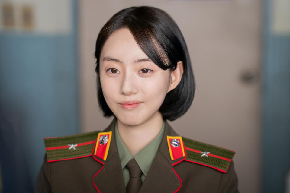 《樂透大作戰》朴世婉為了飾演北韓軍人，不僅勤練敬禮的角度與姿勢，更努力進行北韓語練習