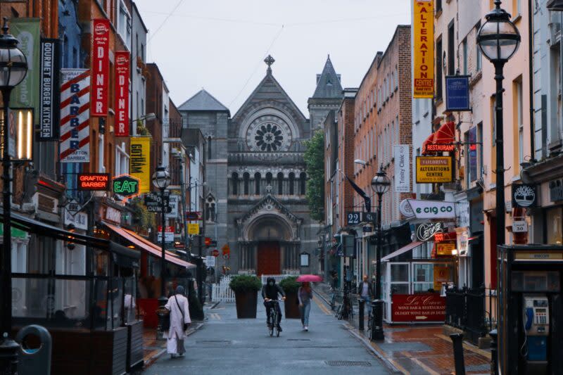 hols - dublin streets