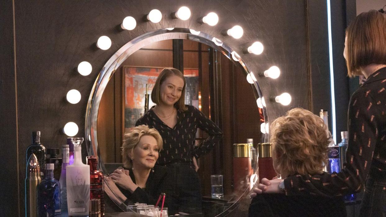 jean smart and hannah eindbinder start in ‘hacks’ season 2 for hbo max  photos by karen ballard