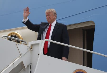 U.S. President Donald Trump arrives at Marine Corps Air Station Miramar in San Diego, California. U.S., March 13, 2018. REUTERS/Kevin Lamarque