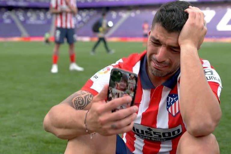 Luis Suárez en la videollamada luego de salir campeón de La Liga de España con Atlético de Madrid. 