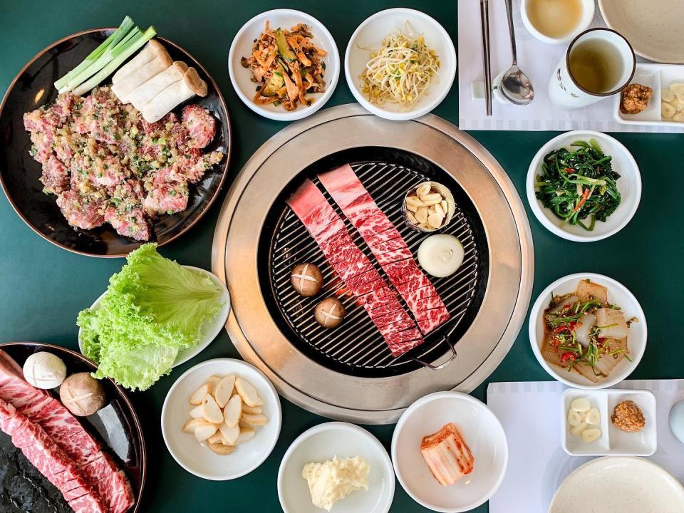 Kung Jung Korean Restaurant - Barbeque spread with side dishes