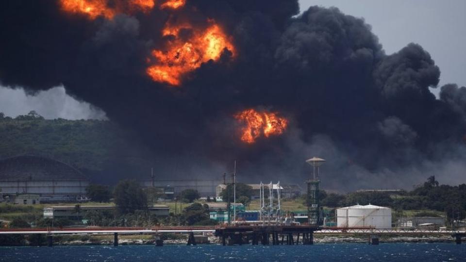 El incendio en un depósito de combustible en Cuba