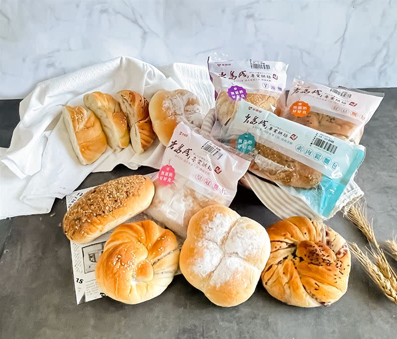 萊爾富歡慶4款柔軟口感的「無蛋奶麵包」新上市。（圖／萊爾富提供）