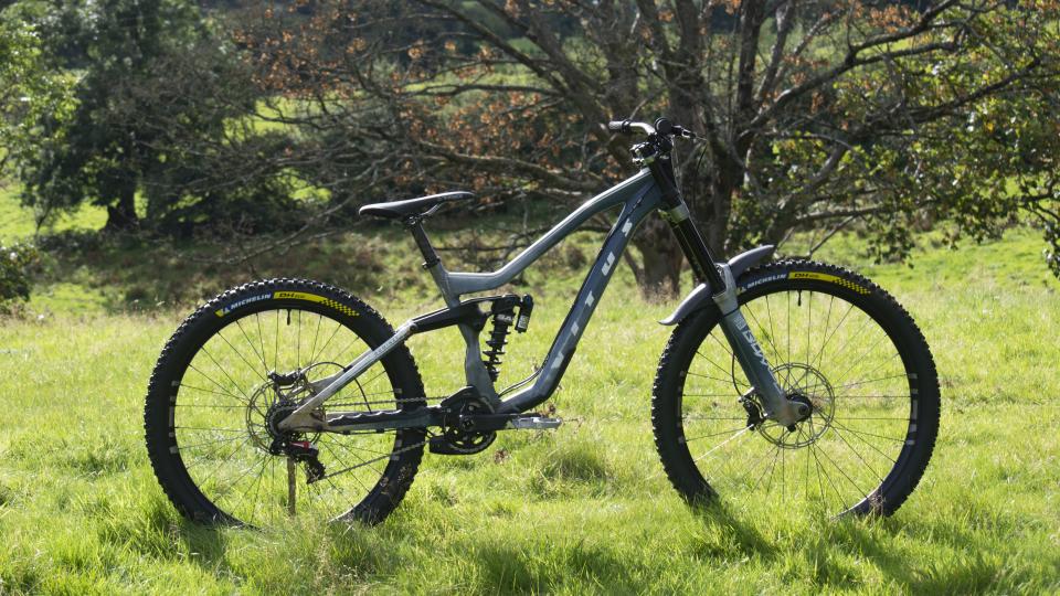  Vitus Dominer DH bike 