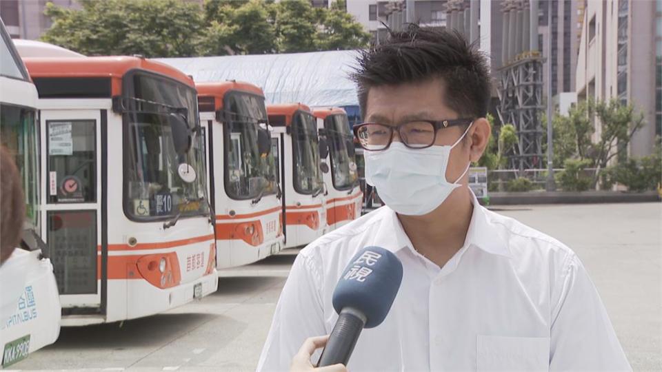 大台北公車5大毛病 過站不停.脫班.闖紅燈...