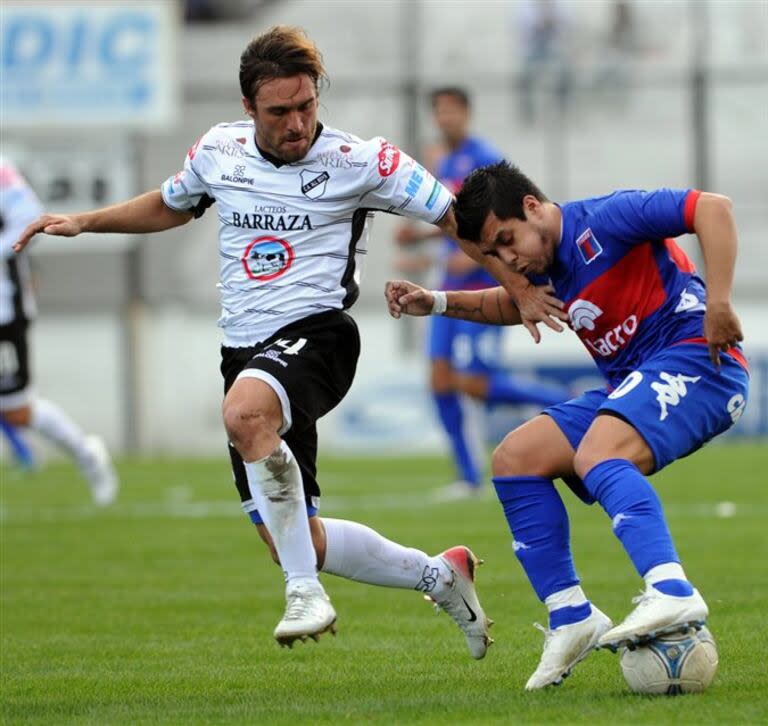 Oscar Ahumada se retiró del fútbol con la camiseta de All Boys