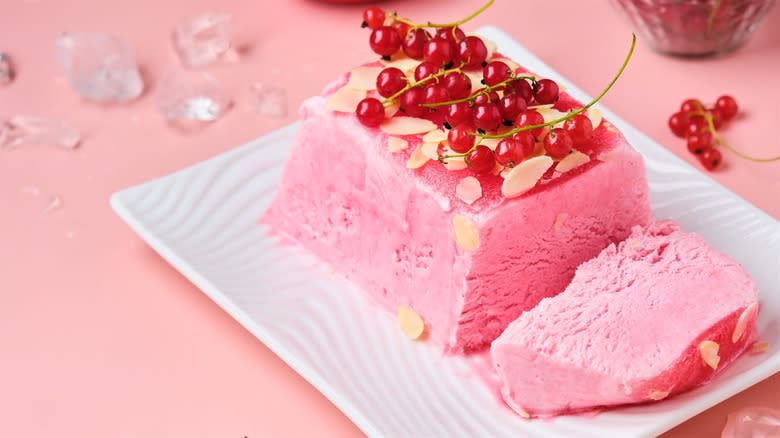 Ice cream on rectangular plate