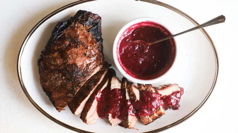 grilled tri tip with blackberry mustard
