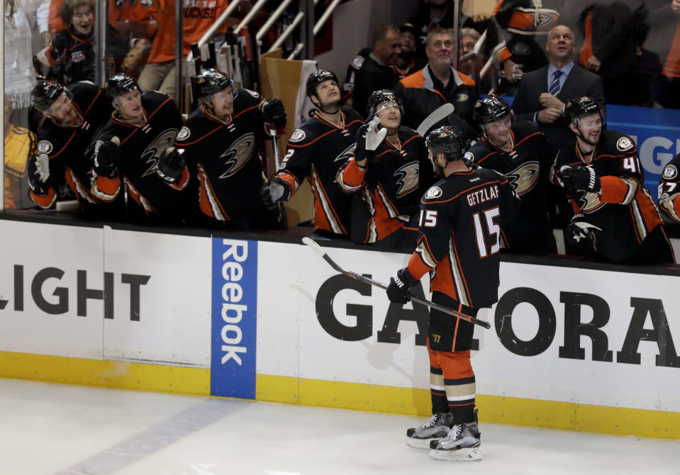 Anaheim Ducks center Ryan Getzlaf (15) celebrates after scoring the go-head goal against the Calgary Flames during the third period in Game 2 of a first-round NHL hockey Stanley Cup playoff series in Anaheim, Calif., Saturday, April 15, 2017. The Ducks won 3-2. (AP Photo/Chris Carlson)