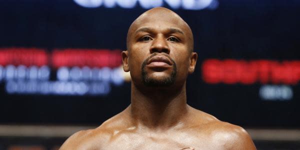 Hallan muerto a jugador de fútbol americano en casa de Floyd Mayweather