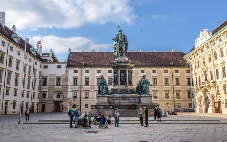 Wheelchair users in Vienna