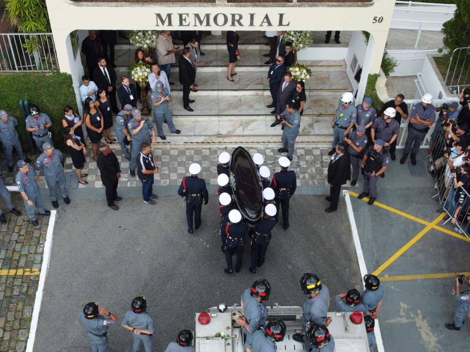 Pelé’s casket arrives at the Memorial Necropole Ecumenica in Santos, Sao Paulo (AFP via Getty Images)